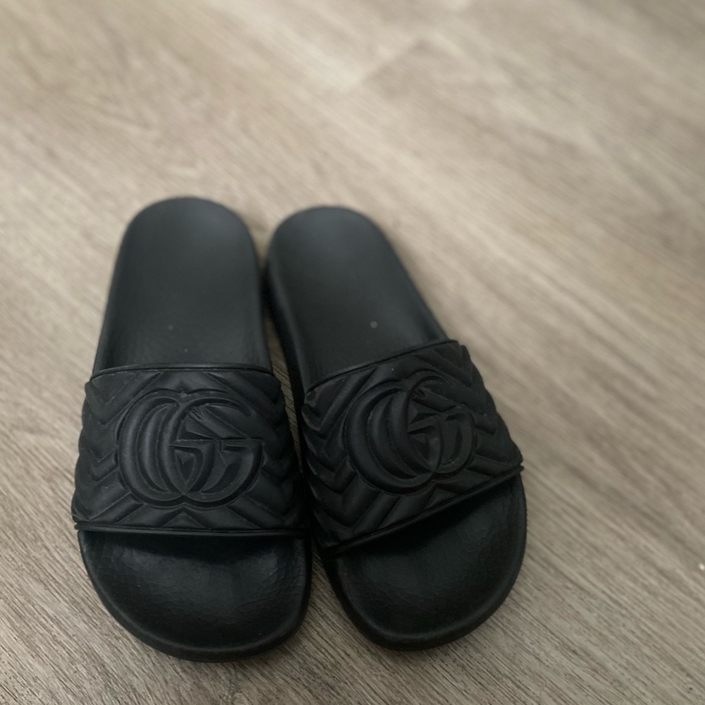Authentic women’s Gucci slides